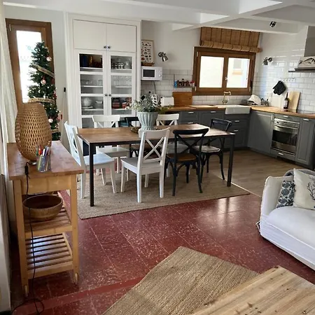 Apartment Big Family House In The Center Of *