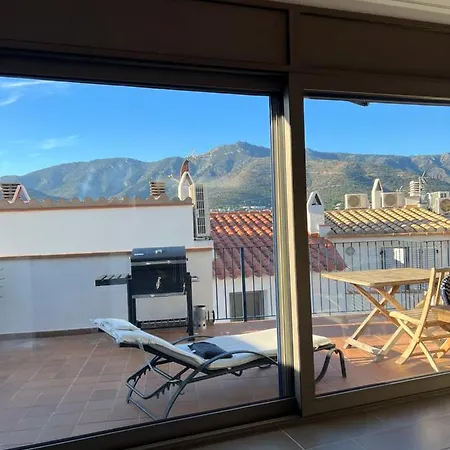 Big Family House In The Center Of * El Port De La Selva